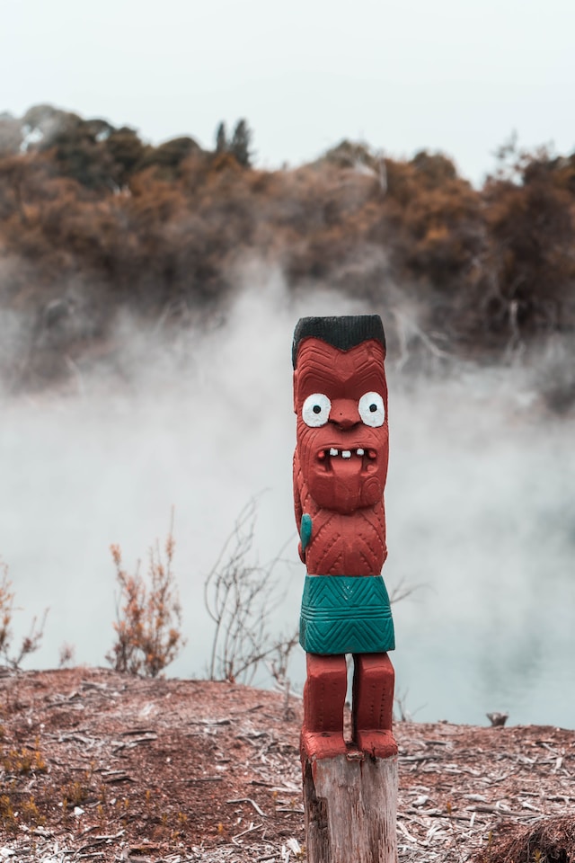 Rotorua - Maori cultural carving New Zealand